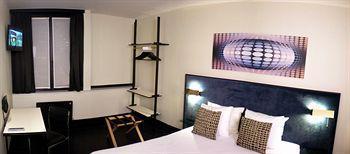Hotel National 3*