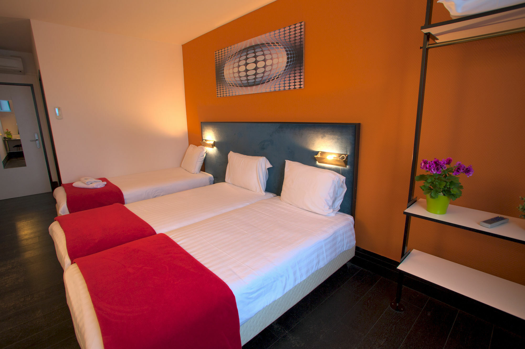 Hotel National 3*